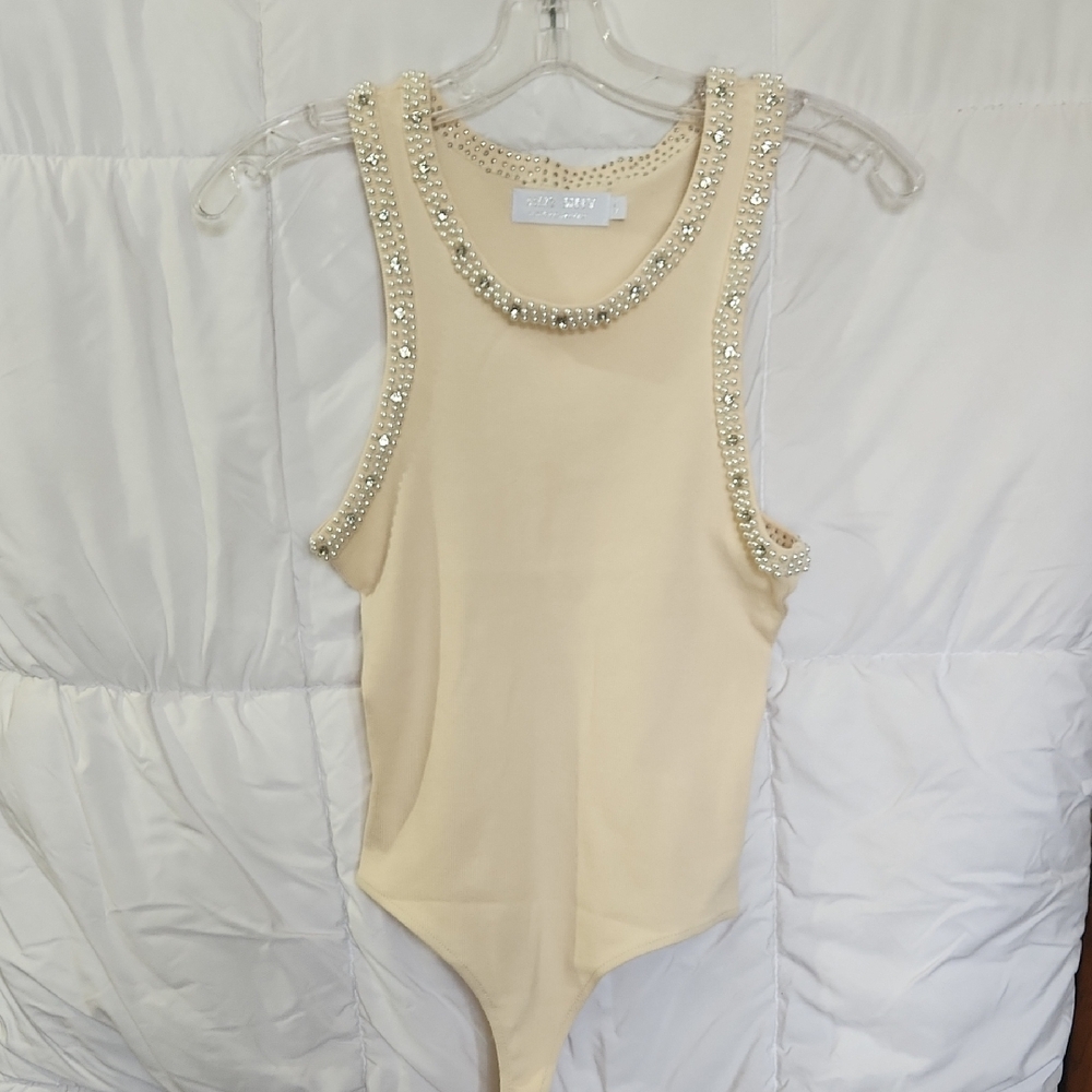 NY Collection Cream Sleeveless Embellished Bodysuit